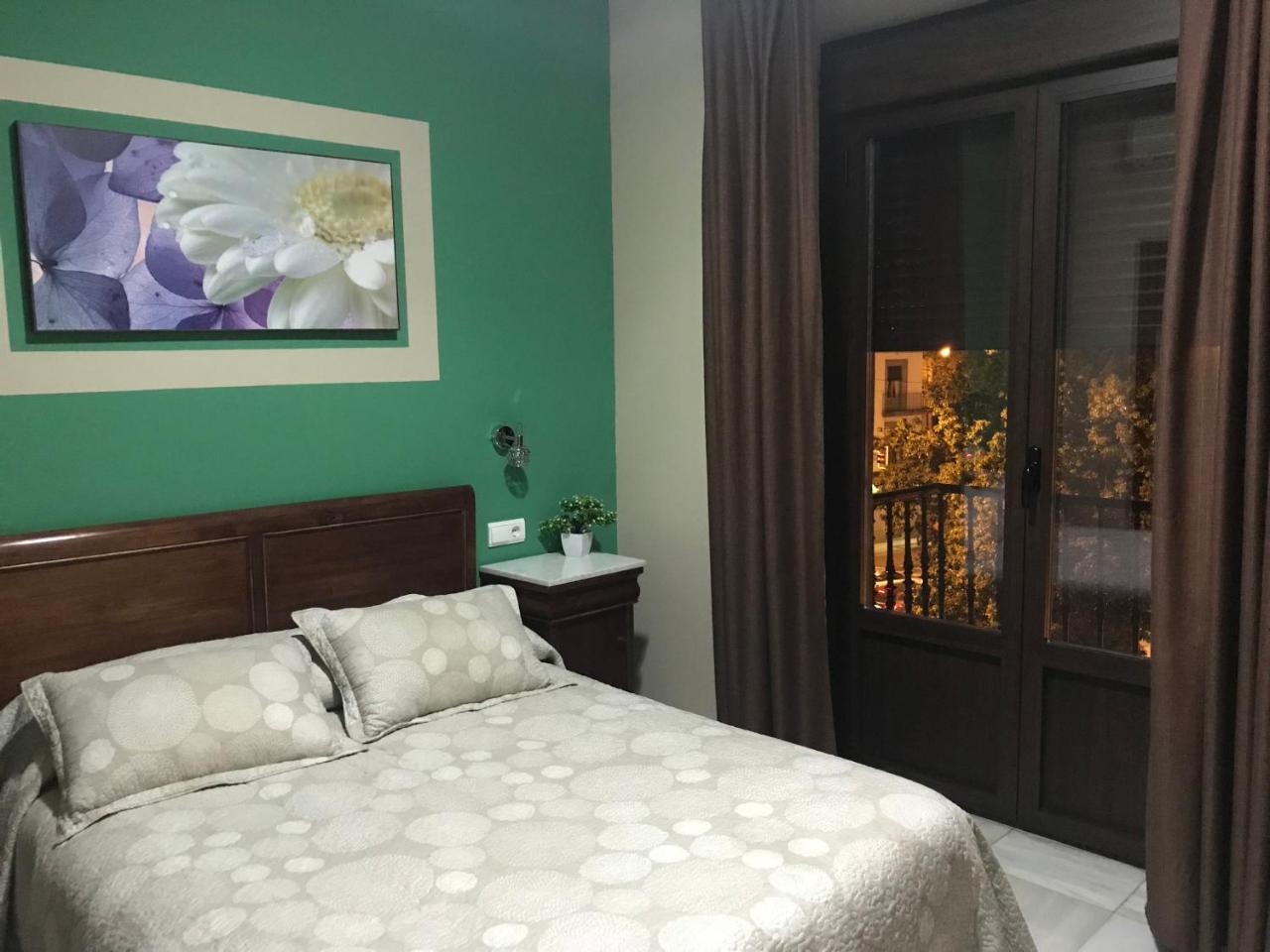 Hostal Puerta Carmona Sevilla Exterior foto
